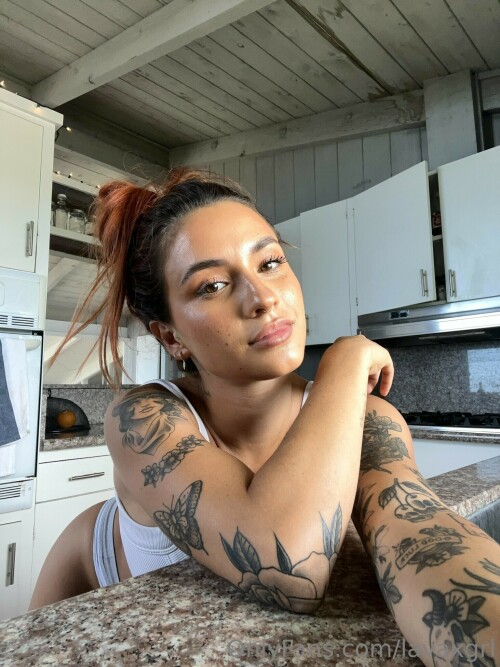 1537x2049 4082aa1a747f4f284bdf21314140d635