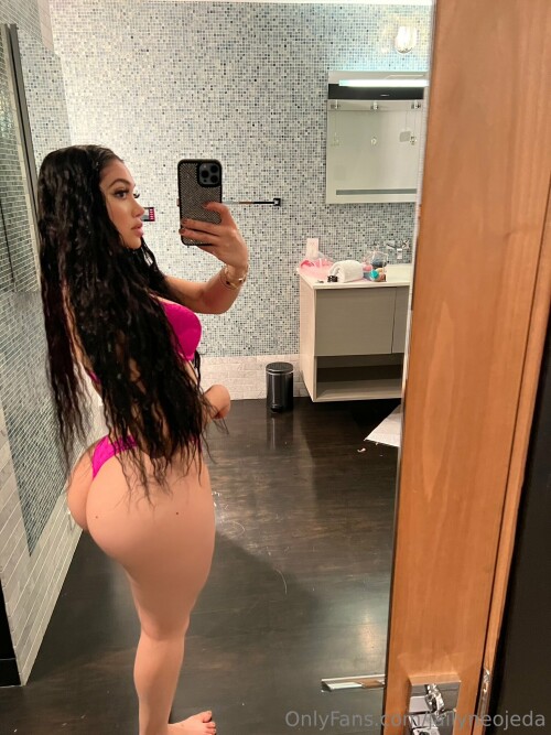 1537x2049 52ff05fa16faacee583cb734122e75bbacf229d10e217ba0