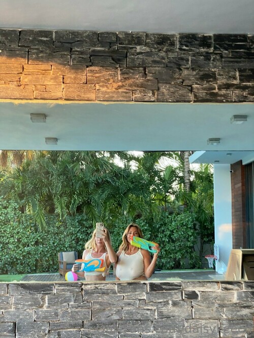 1537x2049 b2b1cb7587b7604faa93c9563e16a69a