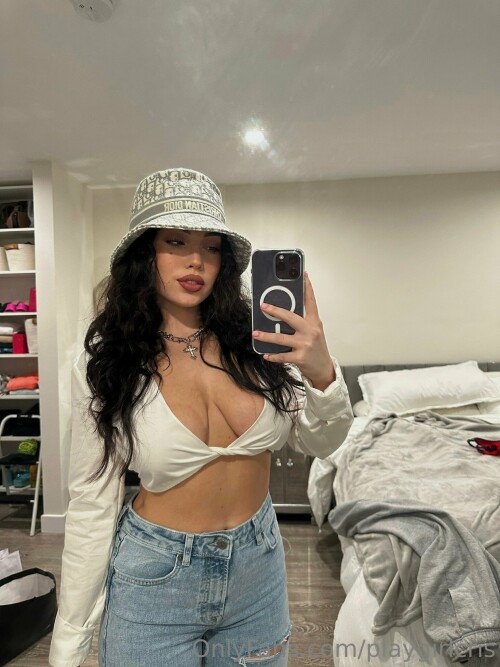 1537x2049 fa22337862d1e23edada6d541d17dc27