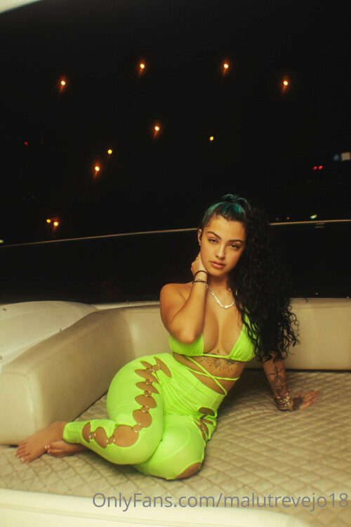 1537x2305 5b4edb4c91f87a7fff8b971db39061c1