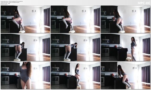 159 Clit Grinding On The Counter.mov thumbs95f6b950f5d51921