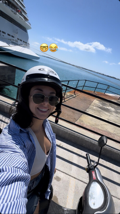 15AF886E 7A3D 4D2B 81DE 3C81D5D019C77b1d8218265c5863