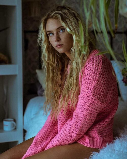 16 AVRSttade69525df63dde40