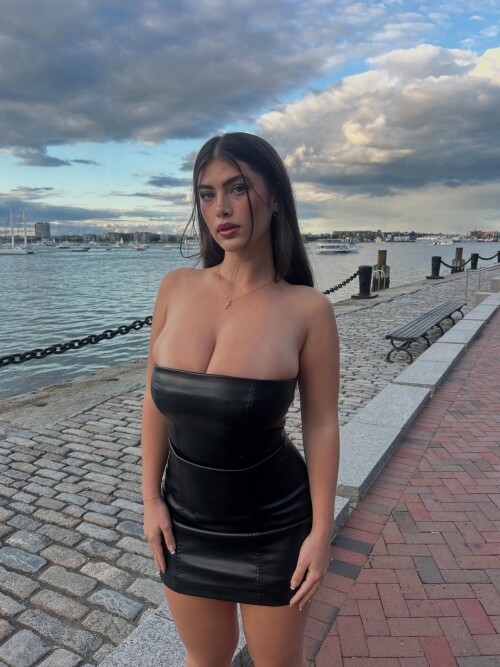 16065a879a1f74431d352