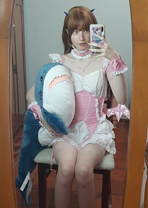 1624241388832407554 1