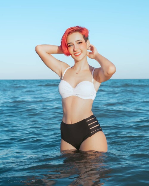 1636D527 1A3F 4A00 8FA6 B6F54BE9759D