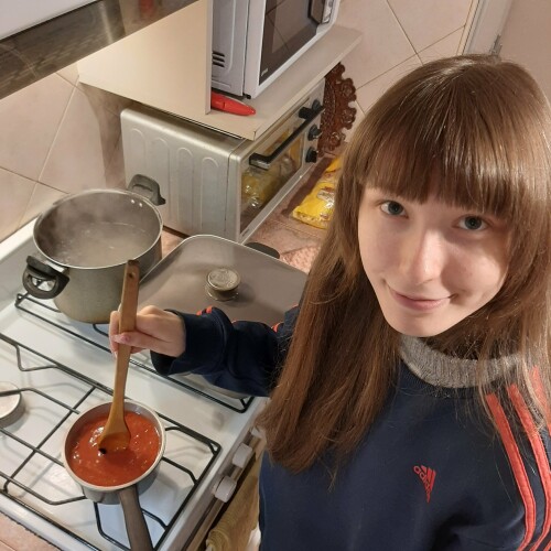 1638957322922762254 1