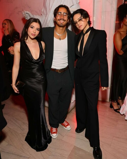 1647562831790c79bdb21fdc7