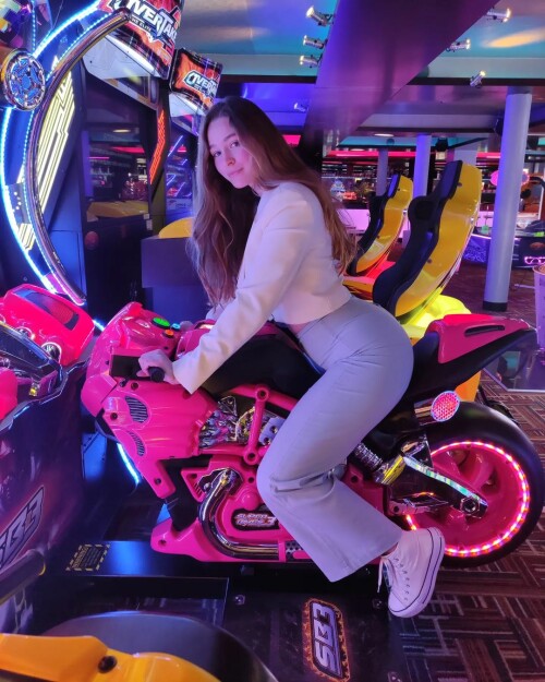 1667485060180d0ddaa9a395aebb6.jpeg