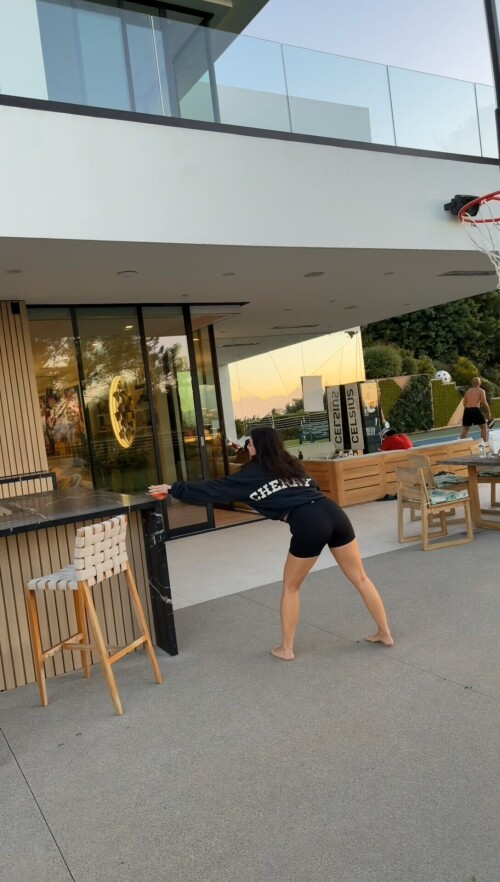 167754cd daviddobrik 2025 10 04 18 22 173409850036ea17822