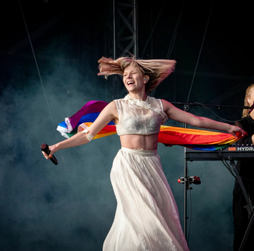 16939425897162fa074d15cf35639