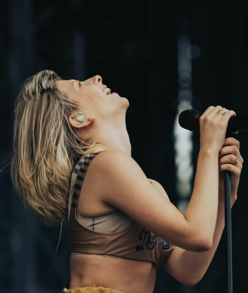 16945894242749e6c8663a43185d5