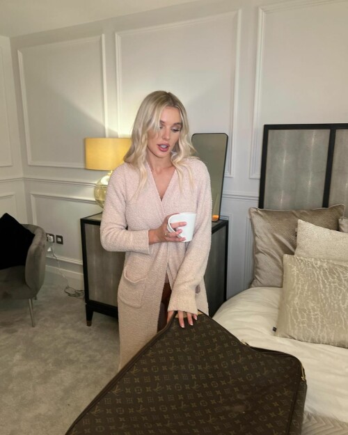 16961664850924ef3cb84365221a0