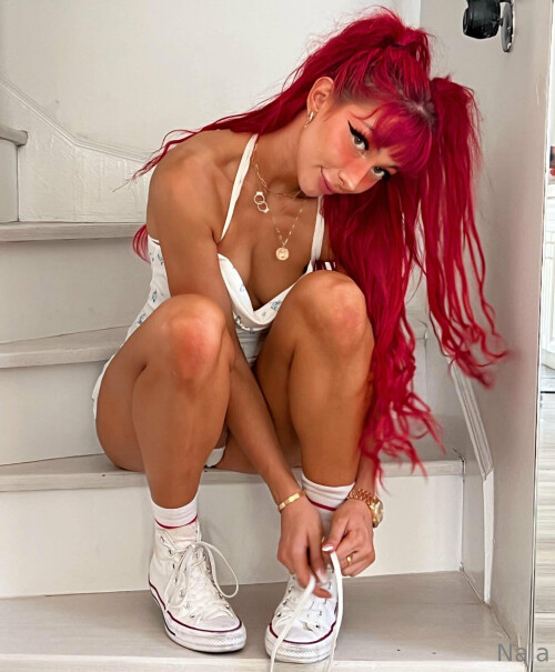 16adcb64 e188 4c82 86fb 2a548c2db418759694bed5248f65