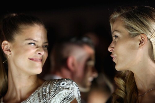 17 AqEYnvA9d52eac23bd03d52