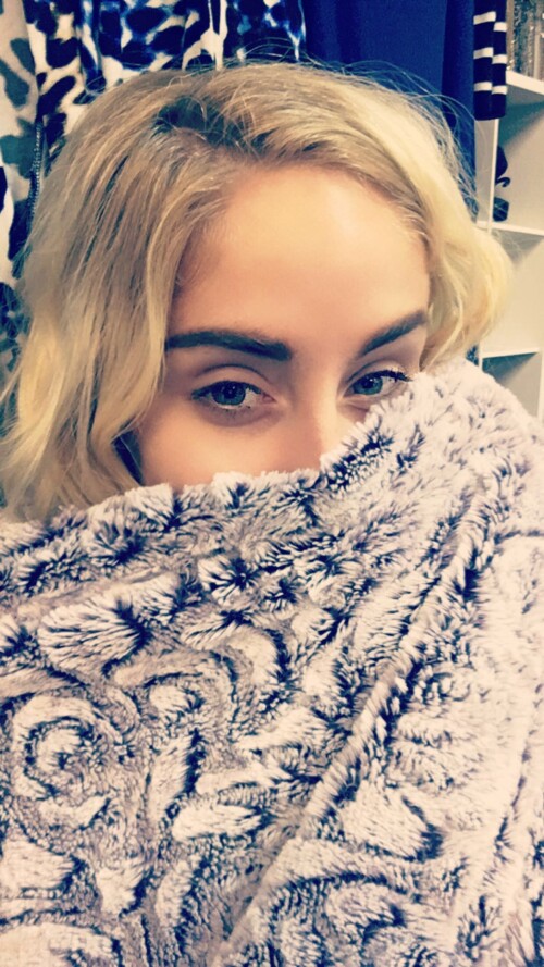 17 04 27 184719 01 Almost ready for my moms licks teens 1242x2208b7d47924bf9ce6f9