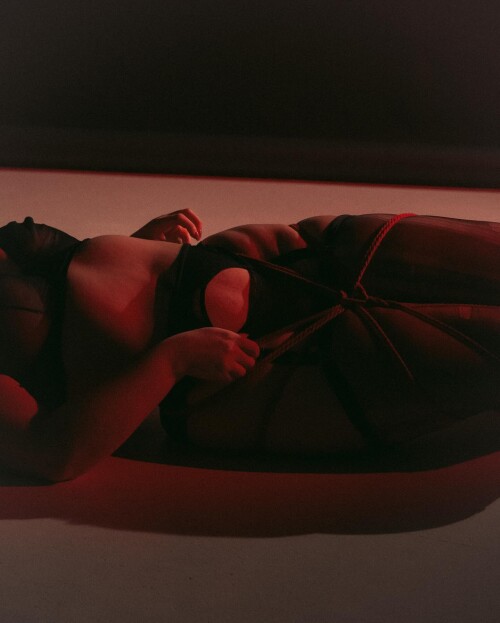 1704093478129359268984e6247b6