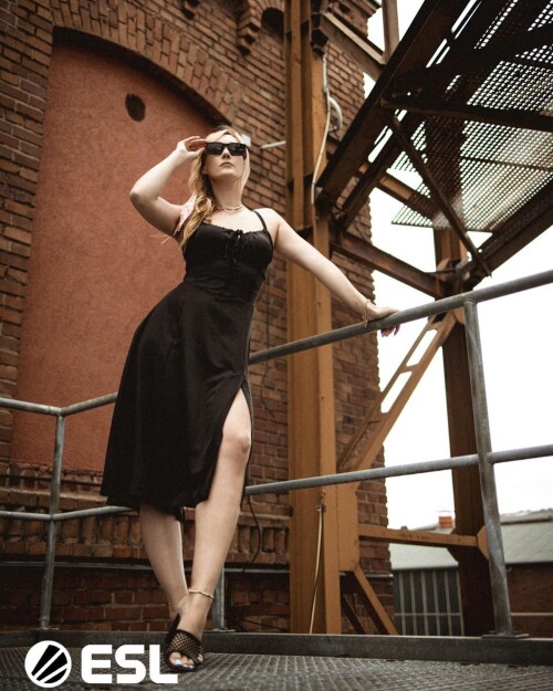 17235744414405ade1933b77e459d