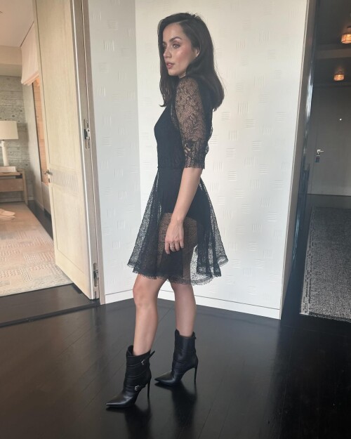 1727821185_3469538033698303510_28408515ef8557698df6dd0a