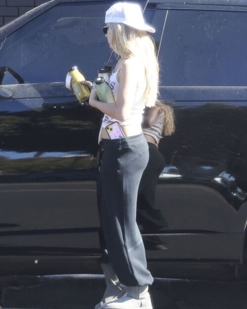 1730803512 3494555606990310807 566844659426eaaafeaf779dc58