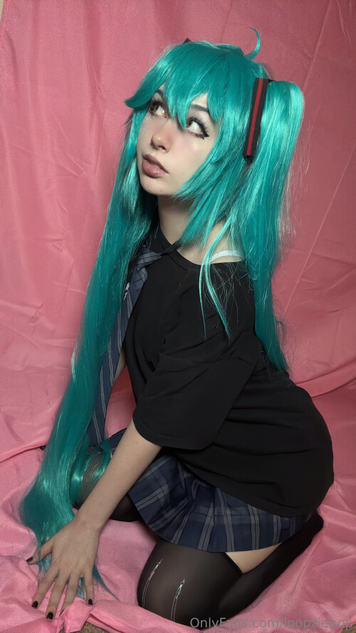 1736x3088 33a8c66da129a7de6081fad0a3812e0b6496cfa31fed5525