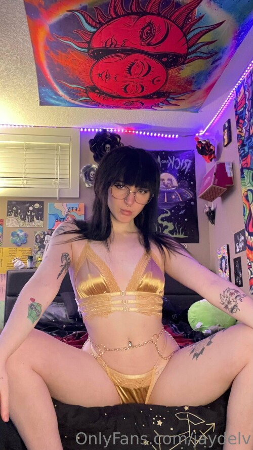 1737x3088 c4ee9557a84949c52bebc4be14d12a52