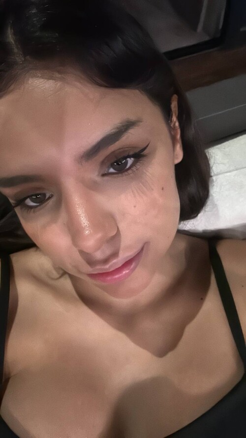 1739682433207763437 15a04bf55efef21ef