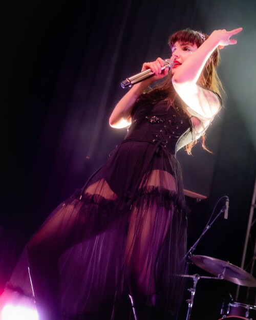 1742611687186c12673579d0120fe