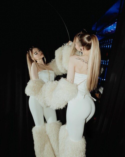 1744934484398b24e7eb8c86a30a7