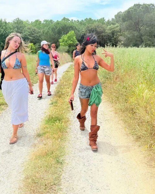 1749137910290e7f2af4605827be0