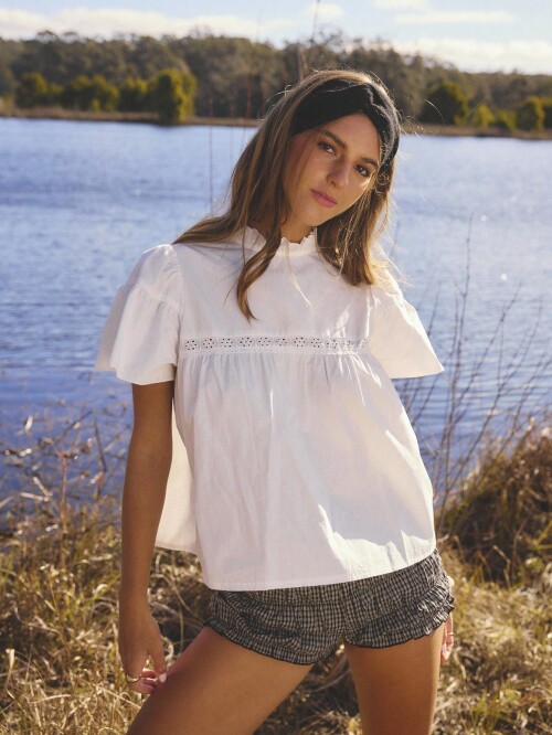 1755574221f887fe74145d780468cbbac07926a9652e2bc6c38dd644a3