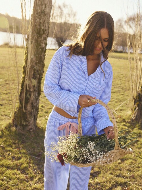 1755655218533fe7c4a7a15ff8d3de8f1827b1e1c0a747d074f9dbb4a3