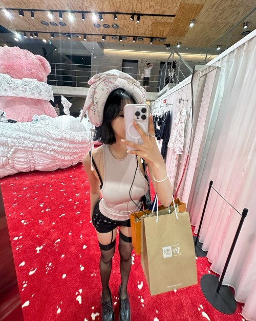 17561456462114a4f96b4f5d56ce2