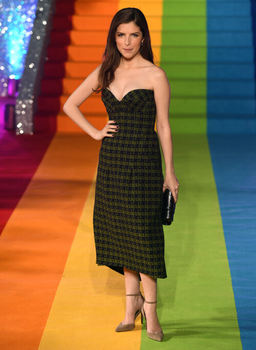 18 BPZnrjBa6bbb88f558f56cb