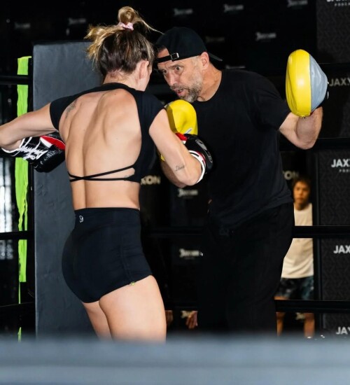 1806084c fe20 43b9 a544 e03aeecaba03ba86e0f1ff0399b0