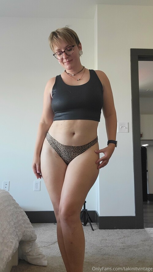 1808x3216 e2eeeaf8dd7e2ed233c7c43114c5dd64 2551758