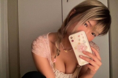 1812795E AED8 4290 A454 CA669DAF3342