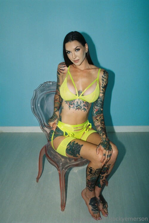 1830x2740 002a06eee2aa82142013f25d3421e95307e48b2fc65f20a0