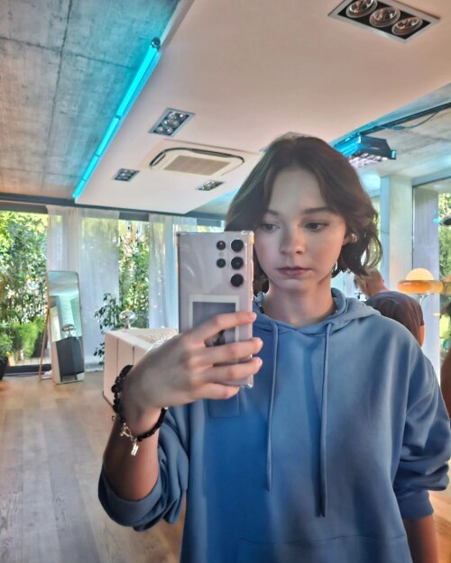 18476617497c262cc3bd2de16e