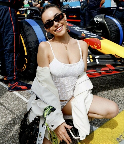 1866994C F7CE 4EB8 A96C EF6ED67DA15D