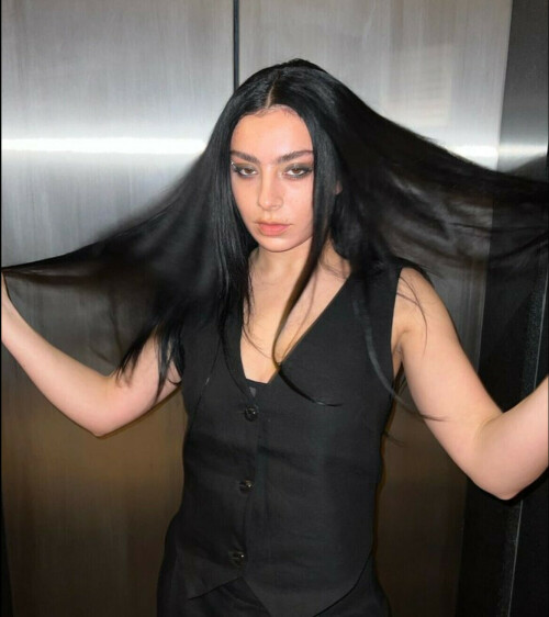 189A5A38 6B3B 4CAC 9693 7A4B5E54ADE8