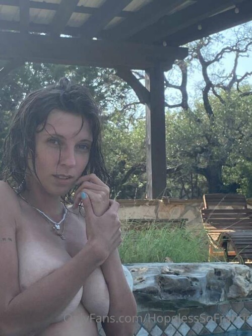 189de599f39139136821ade31f1650a356aecd5e03444c30c8568d6408e202562f097ba032bd317d