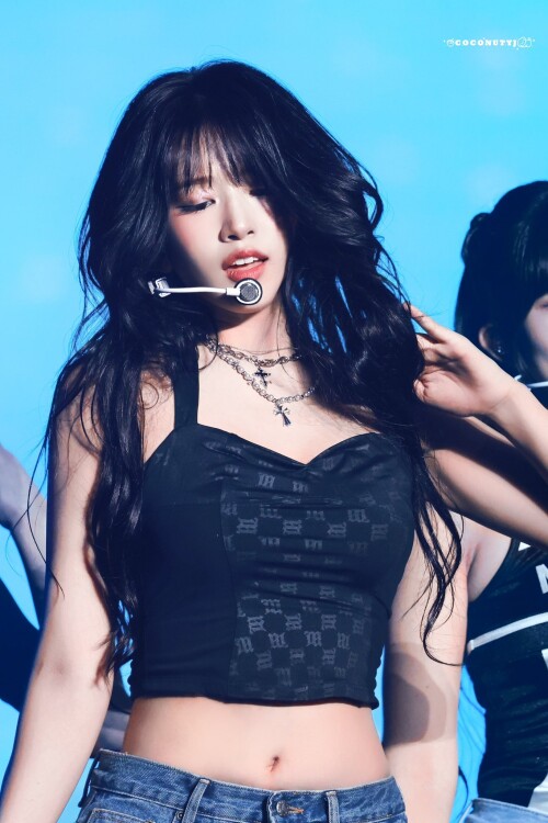 1908762537480642744 3855f626cf8dabe54