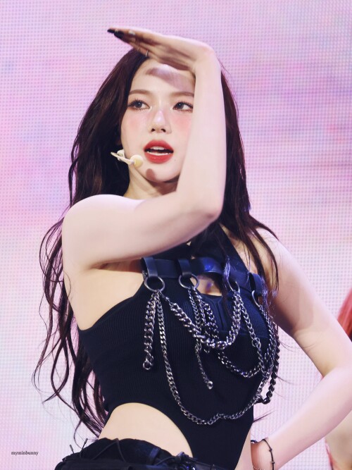 1911007029516284232 11c0a176a88f5760e