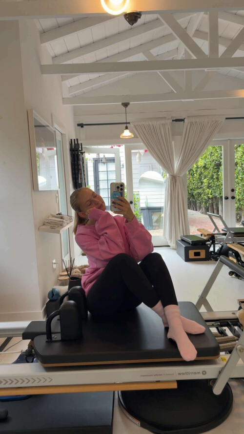 19111729263e70ada565a4c4ba