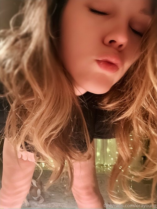 191230 Sweater Weather and Holiday Warmth 11