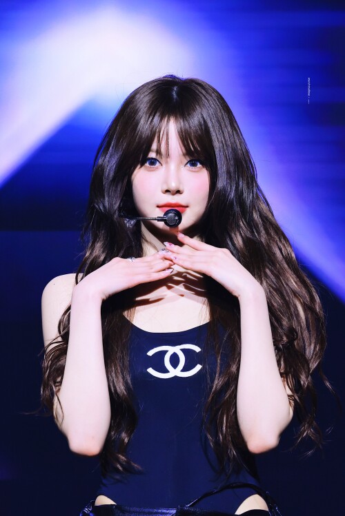 1913545915962704278 294da9334ccdc96f1