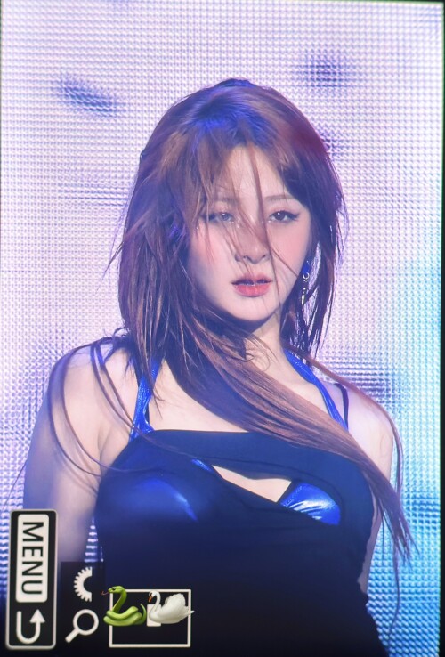 1913626513024651347 20a6ec8950756fd50