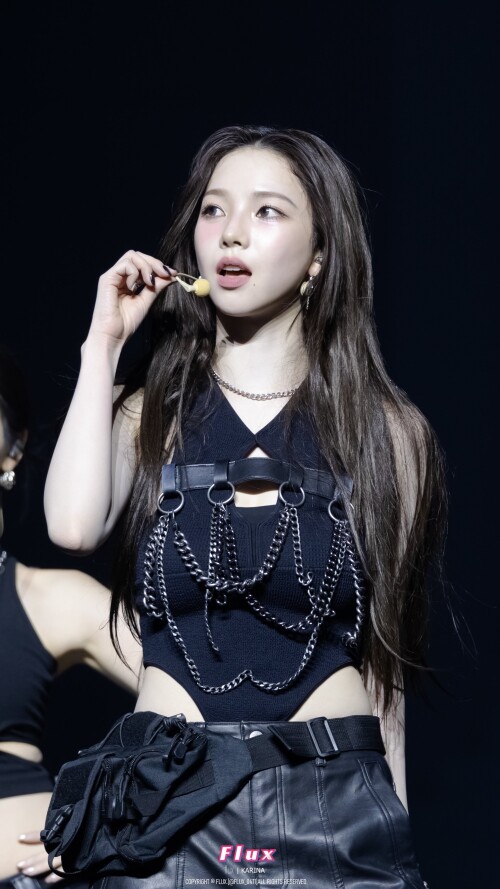 1914658587860996251 30a1ce88d22aaf71e